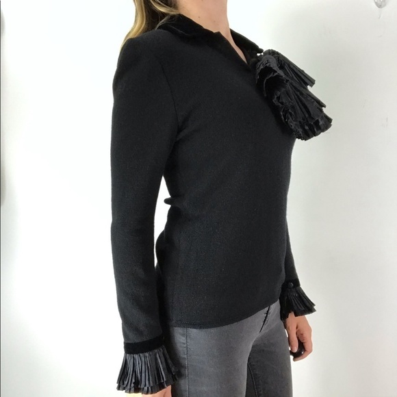 VALENTINO Vintage 80’s Cashmere Ruffle Bow Sweater - Picture 2 of 16